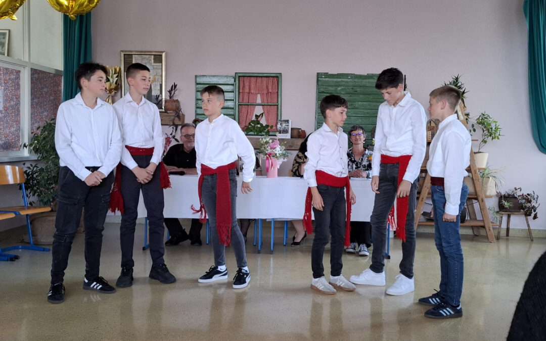 PROMOCIJA KNJIGE „Razlikovna gramatika mjesnoga govora i narodne pjesme u Neoriću i Sutini”