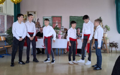 PROMOCIJA KNJIGE „Razlikovna gramatika mjesnoga govora i narodne pjesme u Neoriću i Sutini”
